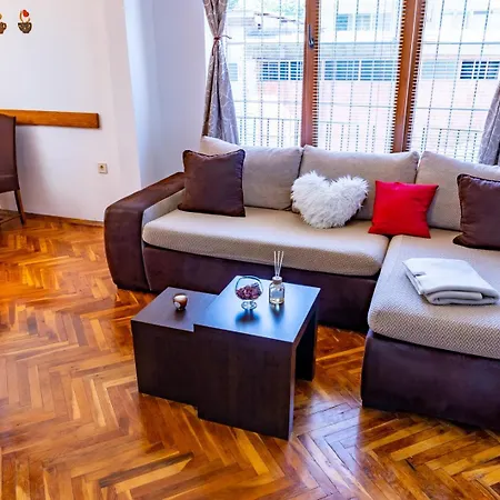 кулата Appartement Kazanlŭk
